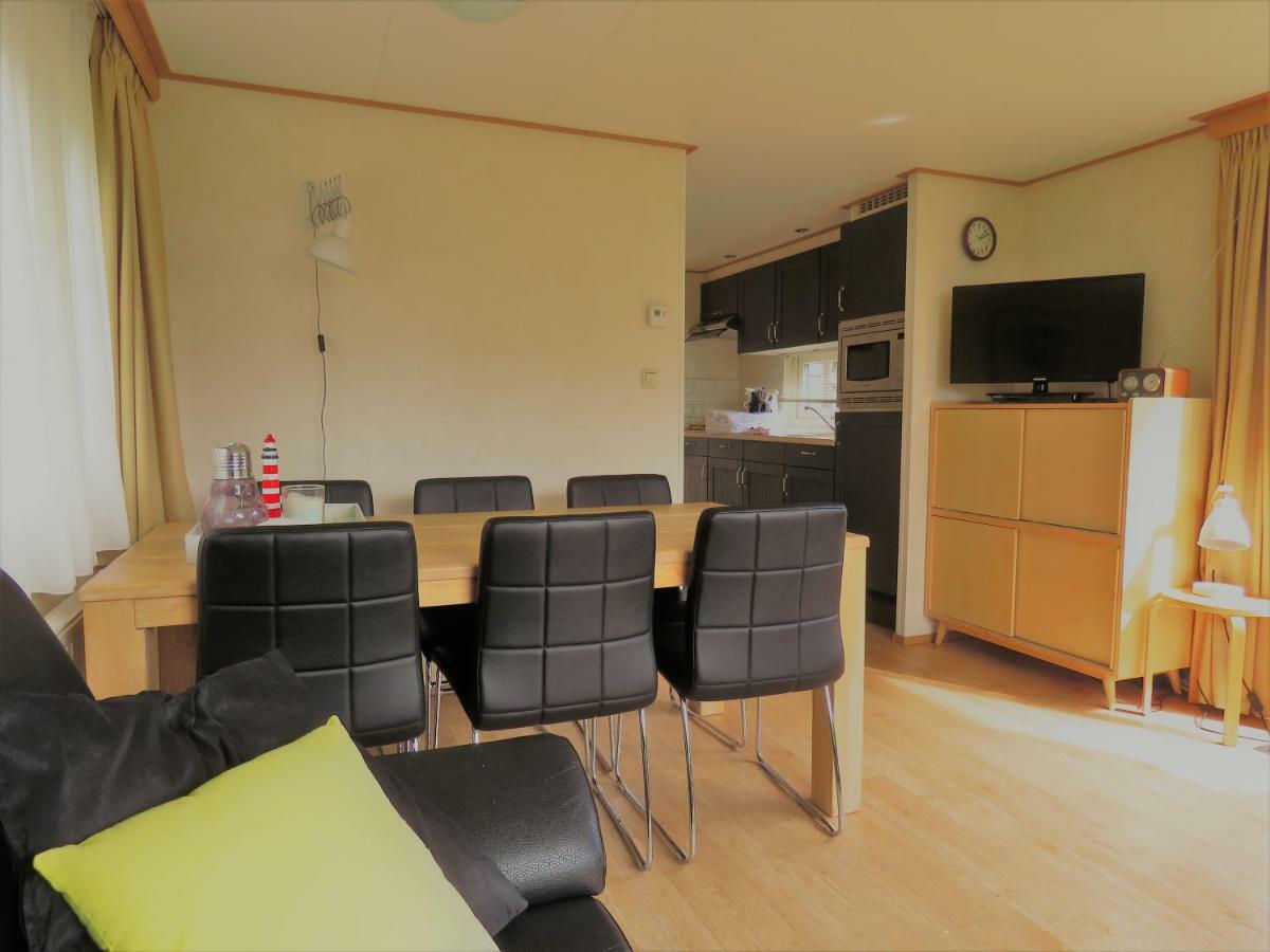 Chalet Seazon R23 Buren  Buitenkant foto